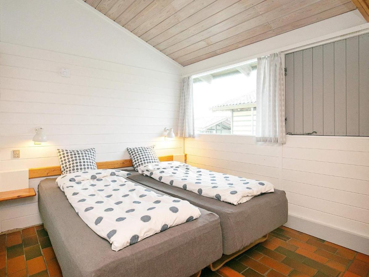 6 Person Holiday Home On A Holiday Park In ハンストホルム エクステリア 写真