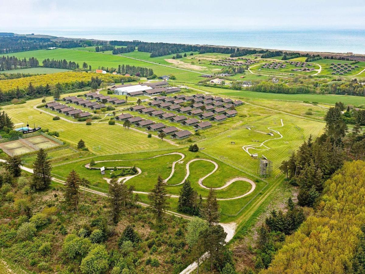 6 Person Holiday Home On A Holiday Park In ハンストホルム エクステリア 写真